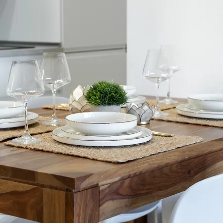 Domo De Oro 바야사드리니아